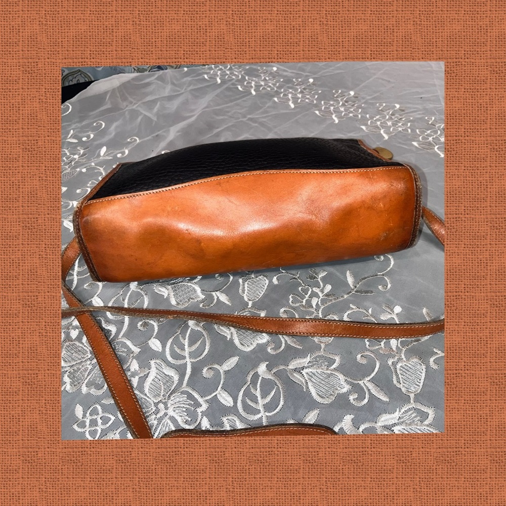 Vintage Dooney & Bourke cross body shoulder bag - Picture 5 of 10